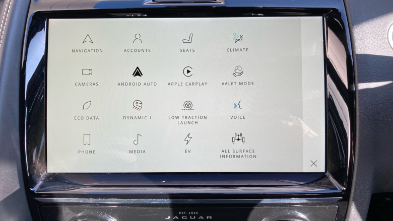 Jaguar E-Pace 1.5 P300e R-Dynamic SE 5dr Auto Estate